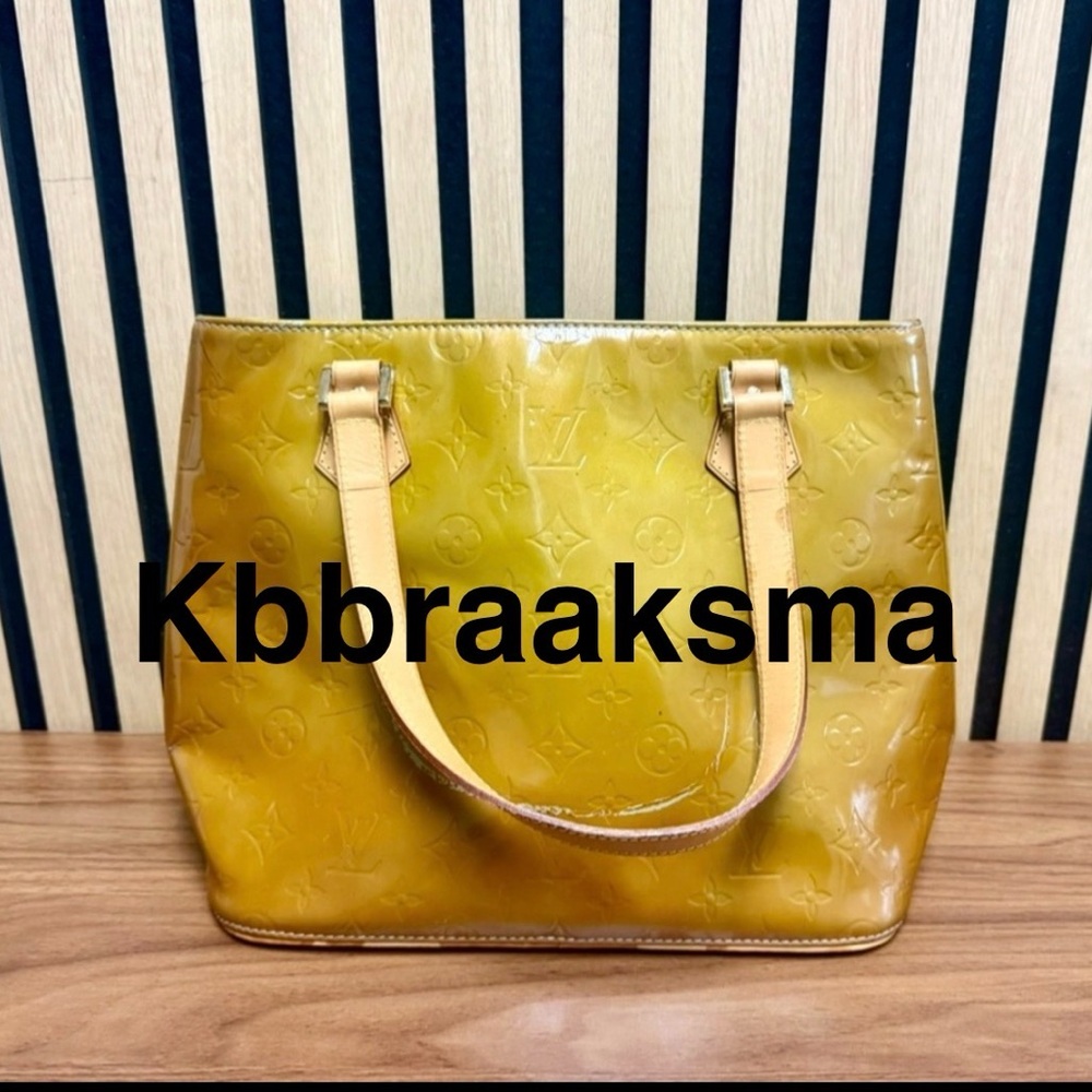 1/59 wins the LV bag! $25 Off $75! Must be used in that show! READ RULES! - Picture 10 of 16
